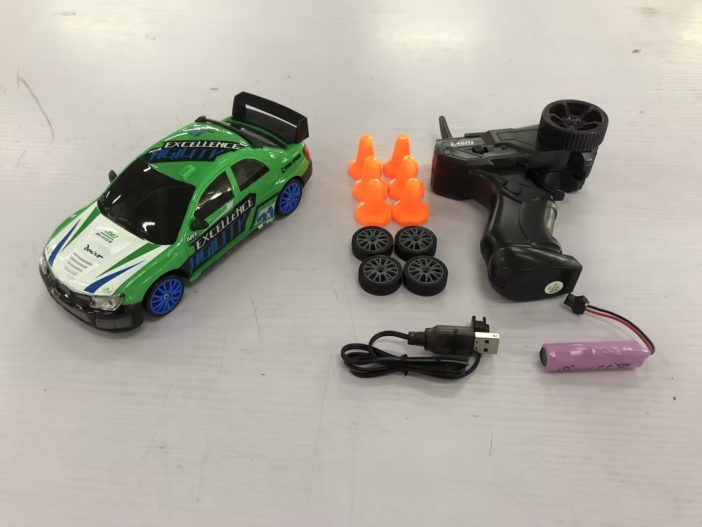 2.4G Car 4WD Remote Control GTR Model AE86 Vehicle Car Christmas Gifts